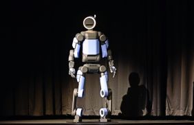 CES 2026, ������ AI �κ�ƽ�� ����